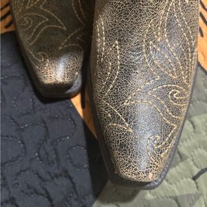 Ariat Short boots EUC